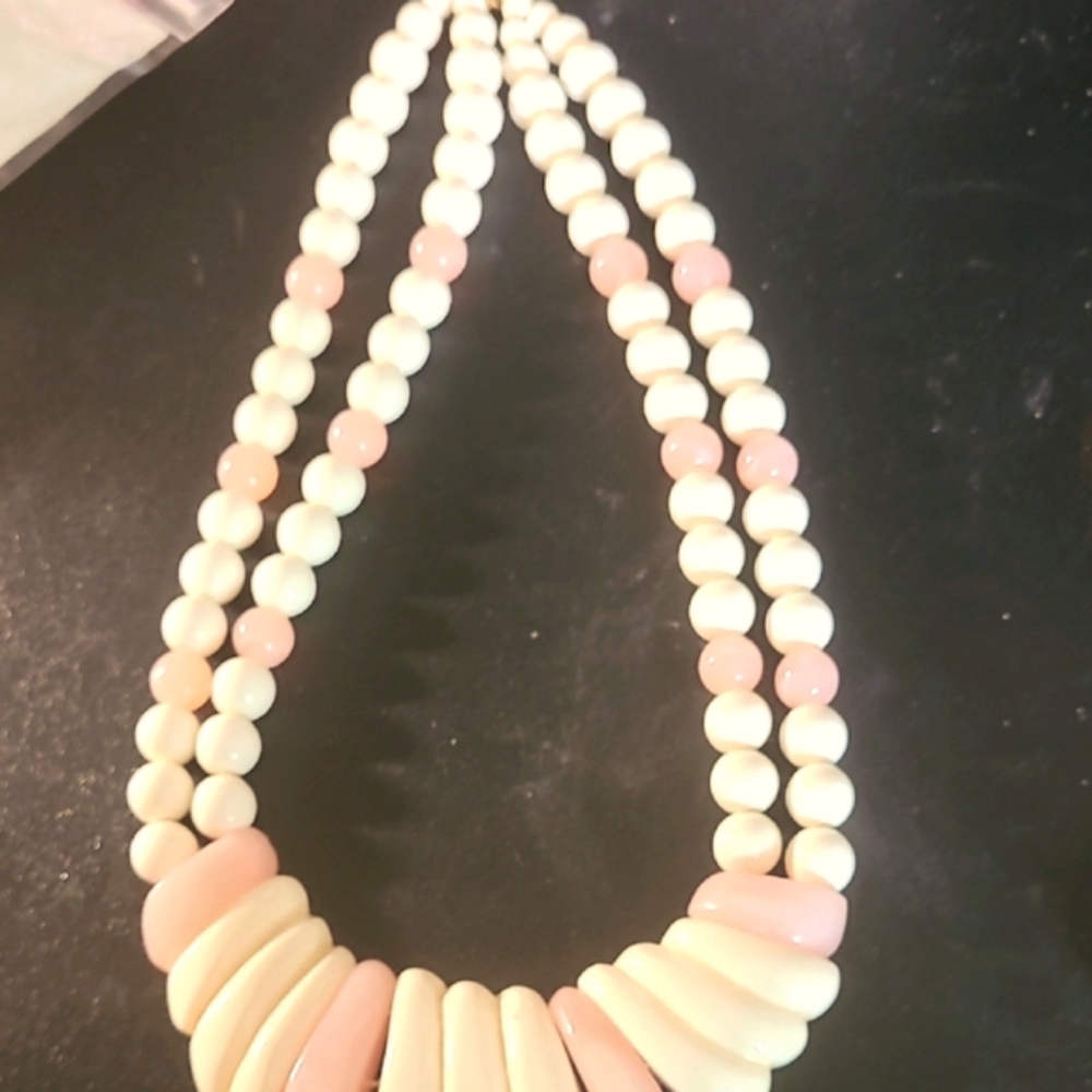 Elegant Pink and Cream Beaded Necklace